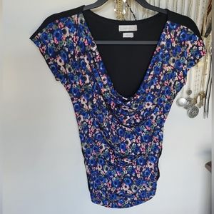 Van heusen blue and black floral cowl neck short sleeve shirt size xs